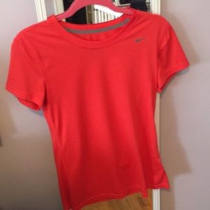 Salmon Nike dry fit